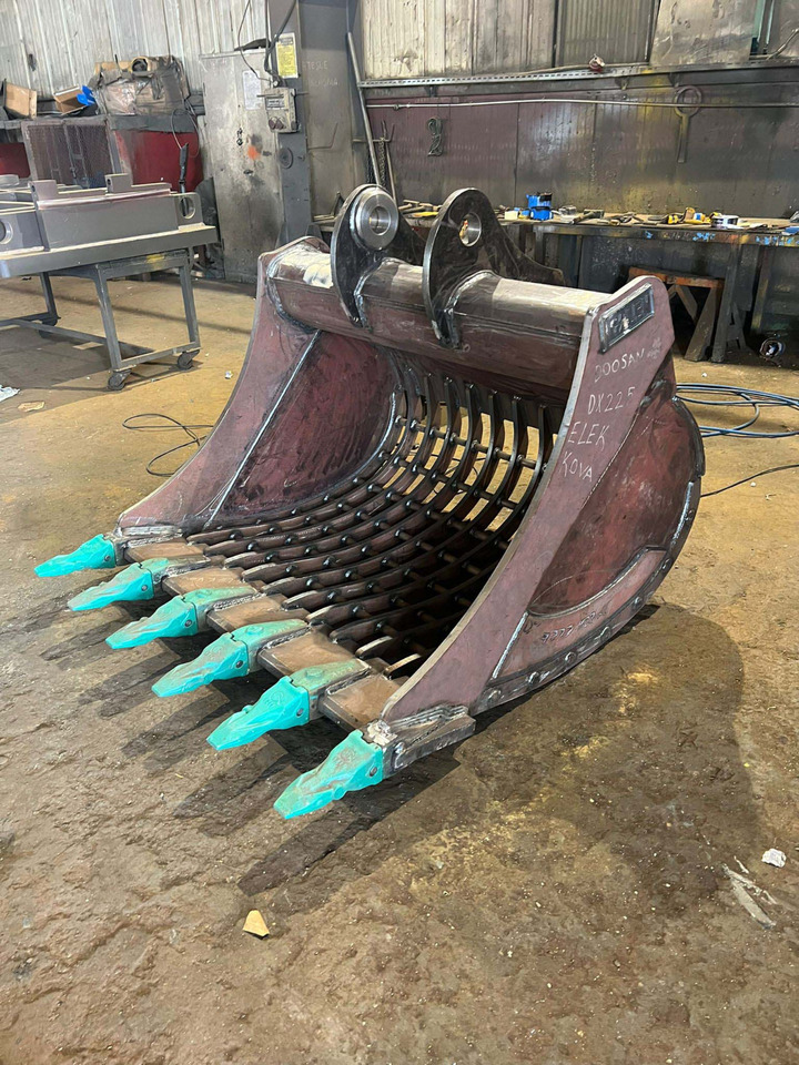 DOOSAN DX225 Sorting Bucket - Сортировочный ковш для Гусеничных экскаваторов: фото 1 DOOSAN DX225 Sorting Bucket - Сортировочный ковш для Гусеничных экскаваторов: фото 1