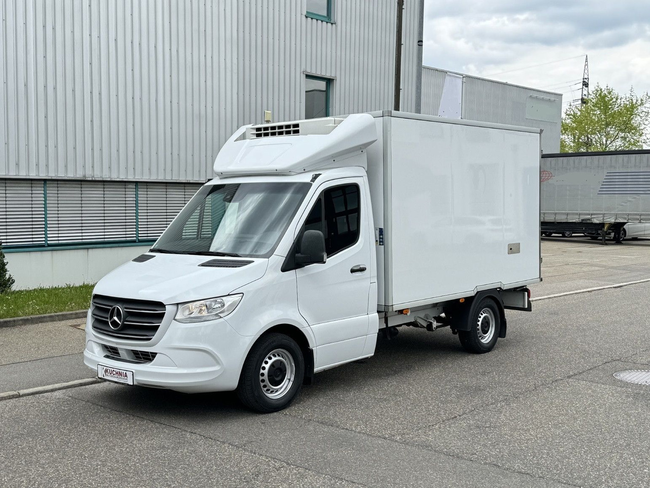 Mercedes-Benz Sprinter 316 Tiefkühl 3,3m TK V-500 MAX Luftgef. - Малотоннажный рефрижератор: фото 3 Mercedes-Benz Sprinter 316 Tiefkühl 3,3m TK V-500 MAX Luftgef. - Малотоннажный рефрижератор: фото 3