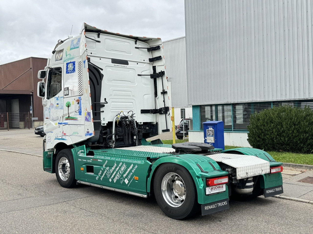 Renault T520 HIGHCAB Comfort 2-Tanks Retarder Airbrush - Тягач: фото 5 Renault T520 HIGHCAB Comfort 2-Tanks Retarder Airbrush - Тягач: фото 5