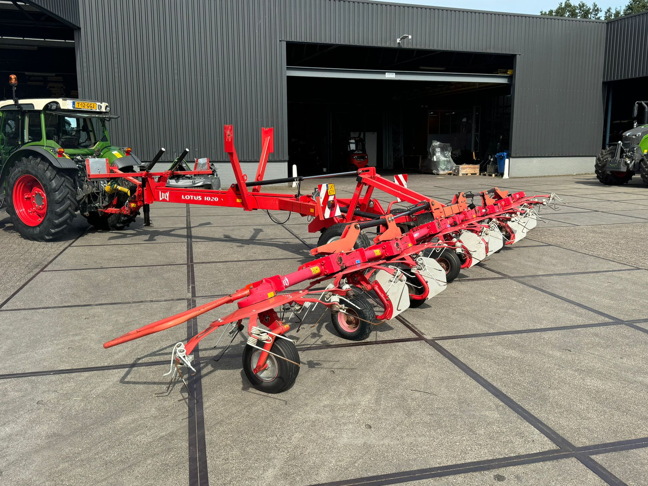 Lely Lotus 1020S - Сеноворошилка: фото 5 Lely Lotus 1020S - Сеноворошилка: фото 5