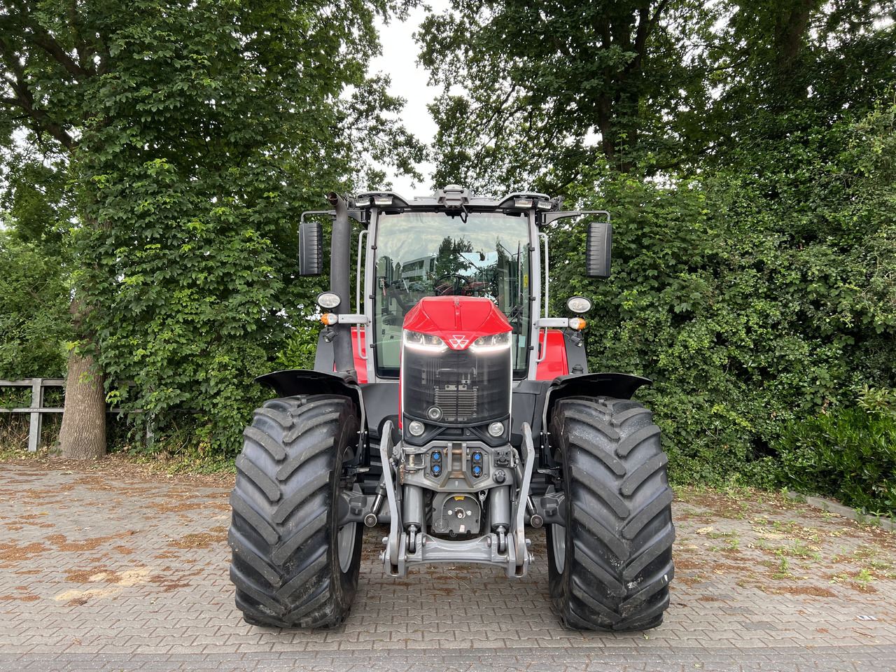 Massey Ferguson 8S.225 Dyne E-power - Трактор: фото 5 Massey Ferguson 8S.225 Dyne E-power - Трактор: фото 5
