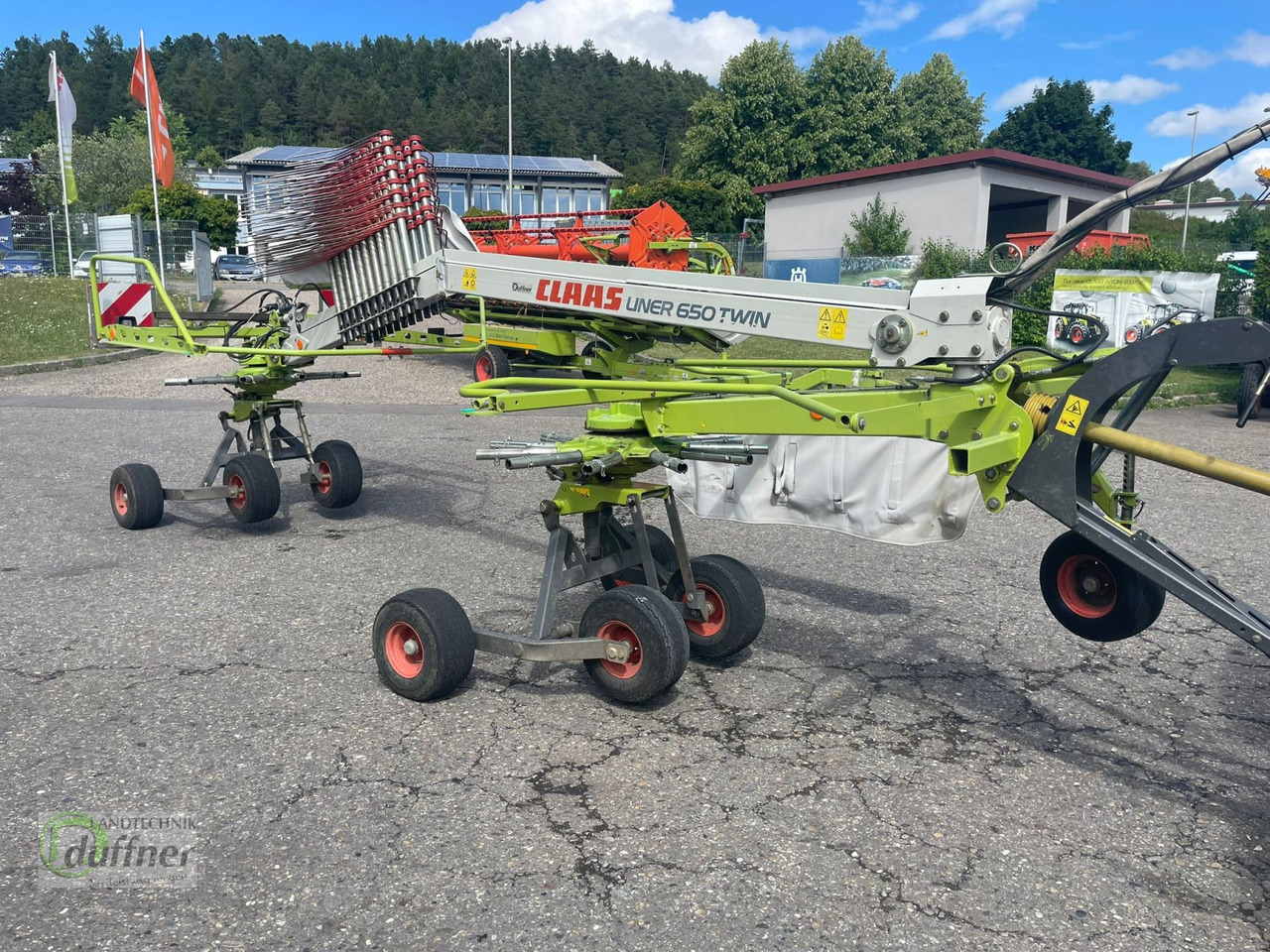 CLAAS Liner 650 Twin - Сеноворошилка: фото 1 CLAAS Liner 650 Twin - Сеноворошилка: фото 1