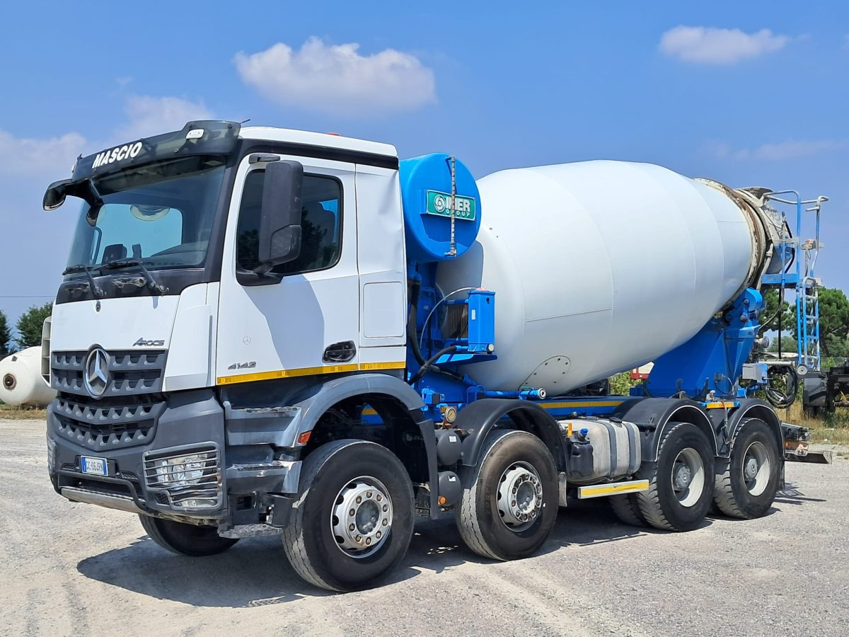 MERCEDES AROCS 4142 - Автобетоносмеситель: фото 4 MERCEDES AROCS 4142 - Автобетоносмеситель: фото 4