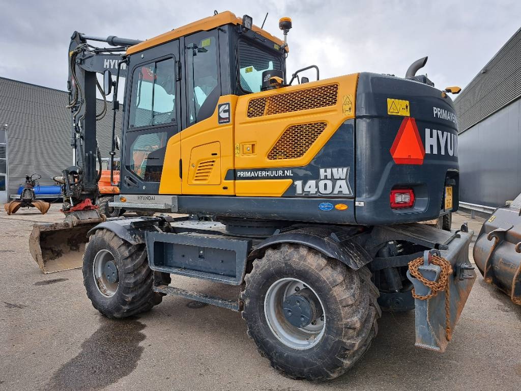 Hyundai HW140A + Tiltrotator - Колёсный экскаватор: фото 2 Hyundai HW140A + Tiltrotator - Колёсный экскаватор: фото 2