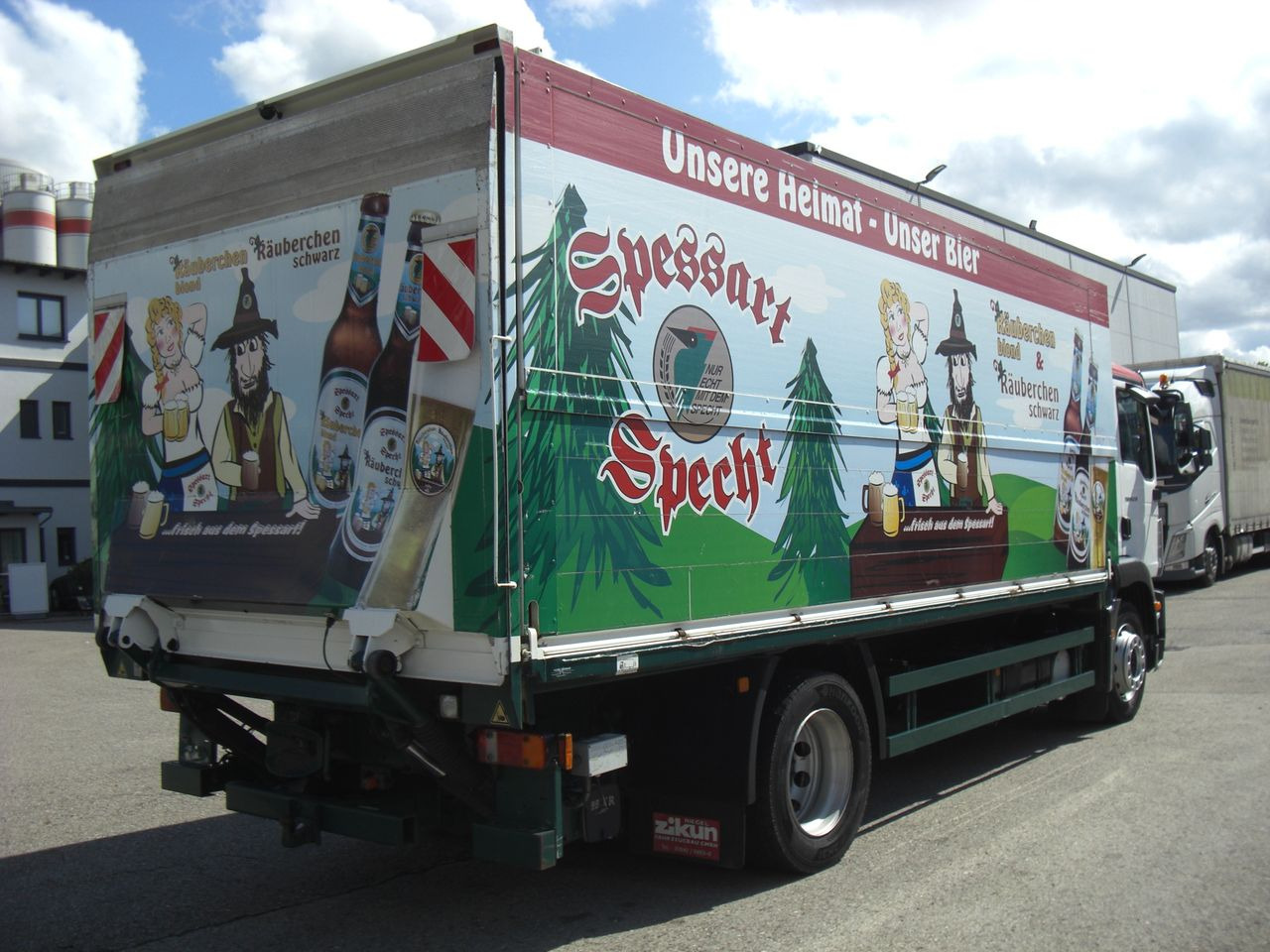 MAN 18250 TGM - Грузовик с закрытым кузовом: фото 3 MAN 18250 TGM - Грузовик с закрытым кузовом: фото 3