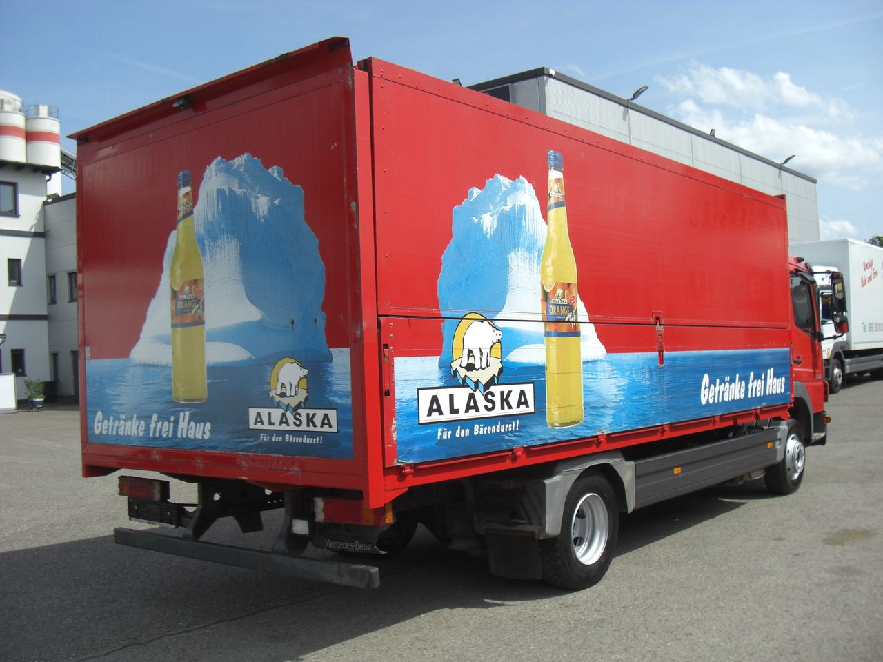 Mercedes-Benz 1222L AUTOMATIK - Грузовик для перевозки напитков: фото 3 Mercedes-Benz 1222L AUTOMATIK - Грузовик для перевозки напитков: фото 3