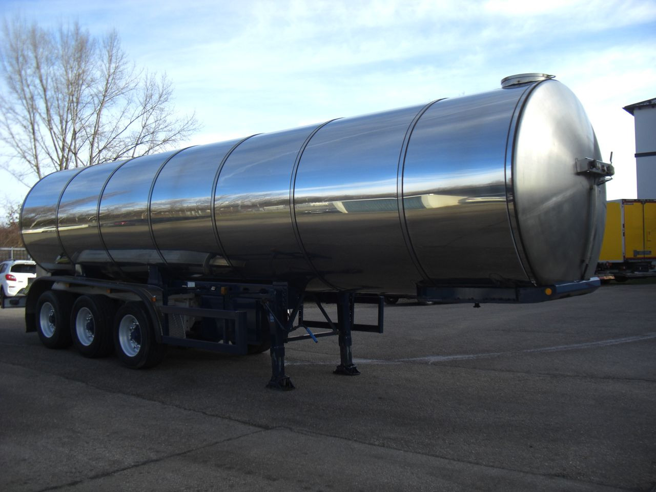 Wangen/Magyar SRP3MEB /BIERTANK - Полуприцеп-цистерна: фото 2 Wangen/Magyar SRP3MEB /BIERTANK - Полуприцеп-цистерна: фото 2