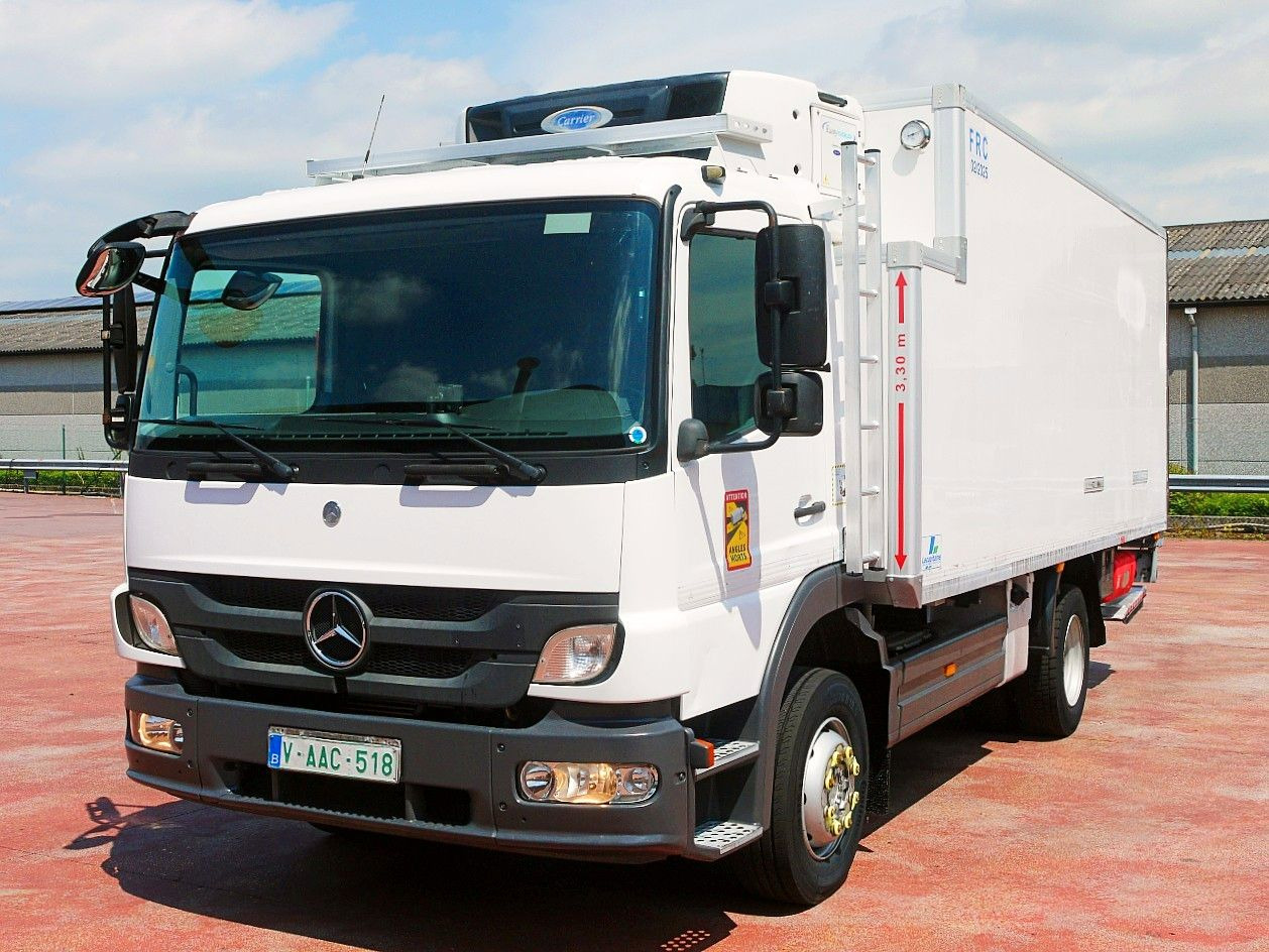 Mercedes-Benz 1218 ATEGO KUHLKOFFER CARRIER SUPRA 750 137tkm ! - Рефрижератор: фото 5 Mercedes-Benz 1218 ATEGO KUHLKOFFER CARRIER SUPRA 750 137tkm ! - Рефрижератор: фото 5