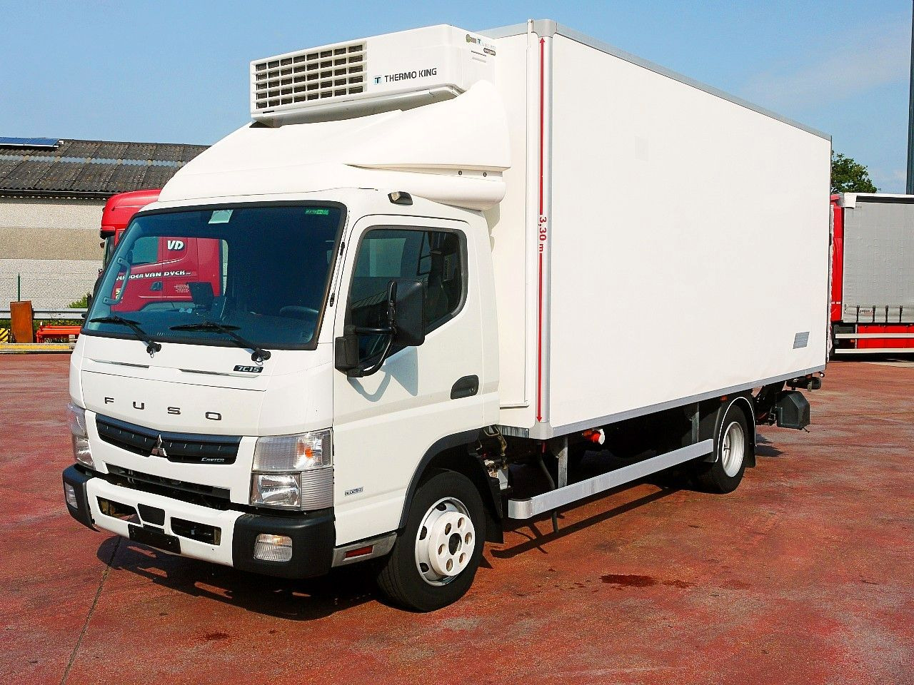 Mitsubishi FUSO CANTER 3.0 KUHLKOFFER THERMOKING V800 MT AC - Малотоннажный рефрижератор: фото 4 Mitsubishi FUSO CANTER 3.0 KUHLKOFFER THERMOKING V800 MT AC - Малотоннажный рефрижератор: фото 4