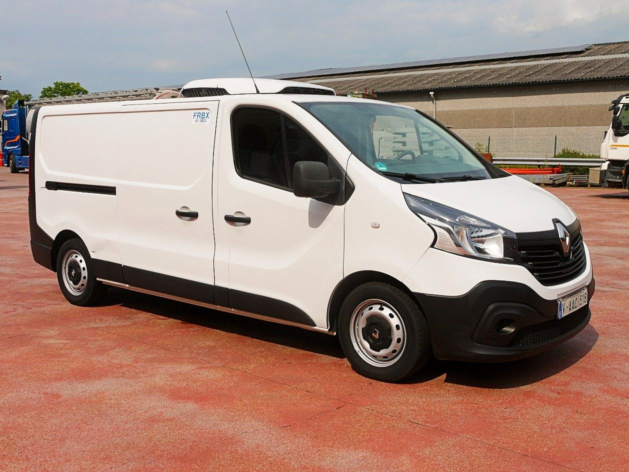 Renault TRAFIC L KUHLKASTENWAGEN CARRIER XARIOS 200 -20c - Малотоннажный рефрижератор: фото 2 Renault TRAFIC L KUHLKASTENWAGEN CARRIER XARIOS 200 -20c - Малотоннажный рефрижератор: фото 2