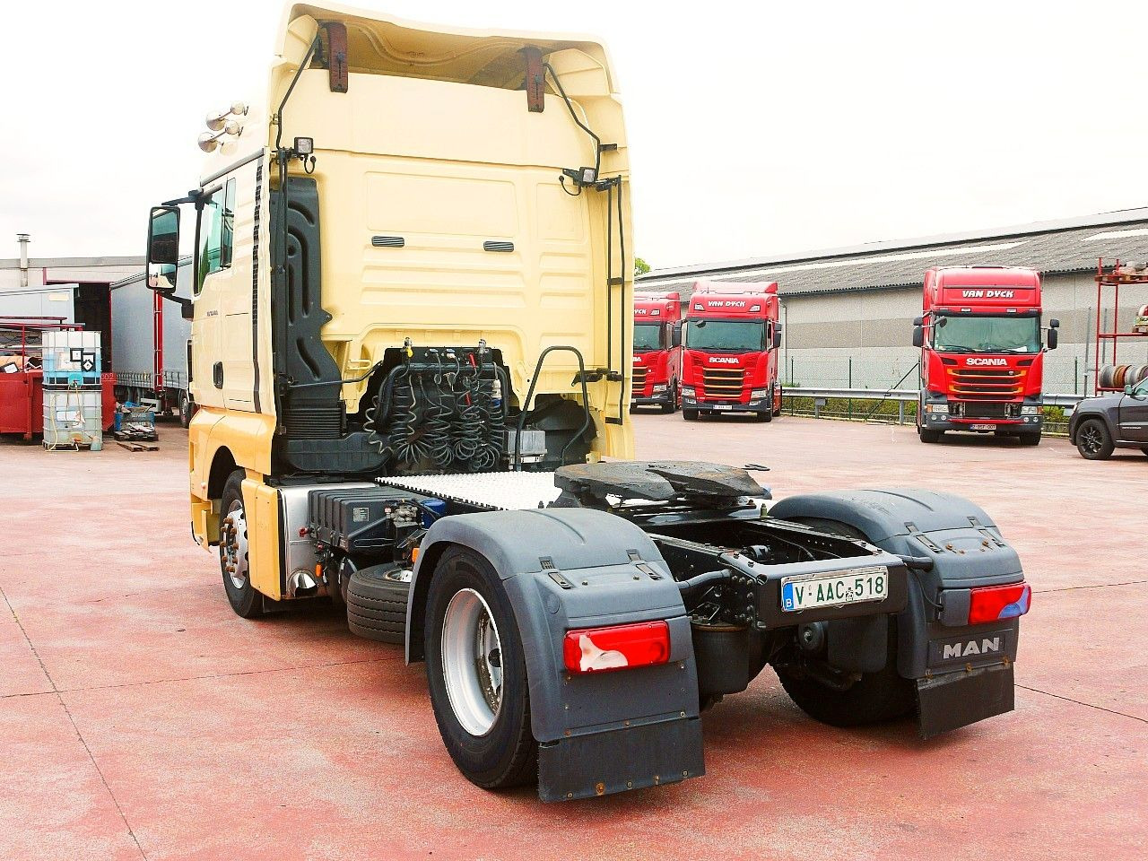MAN TGX 18.400 TOP ZUSTAND 1e hand A/C - Тягач: фото 5 MAN TGX 18.400 TOP ZUSTAND 1e hand A/C - Тягач: фото 5