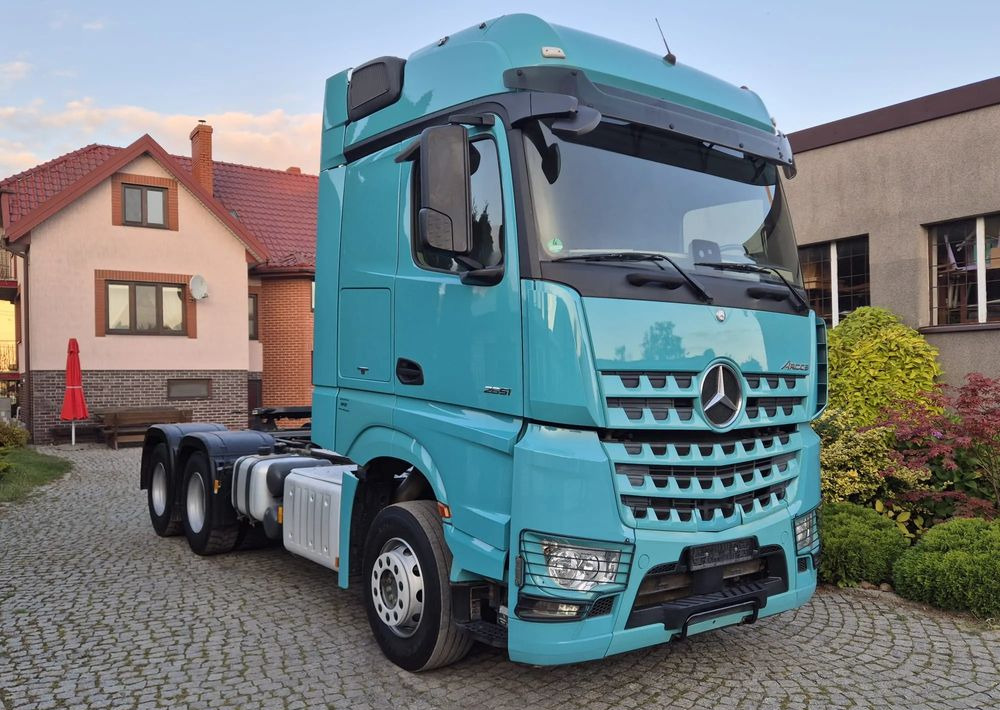 Mercedes-Benz AROCS - Тягач: фото 3 Mercedes-Benz AROCS - Тягач: фото 3