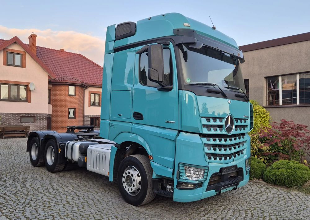 Mercedes-Benz AROCS - Тягач: фото 3 Mercedes-Benz AROCS - Тягач: фото 3