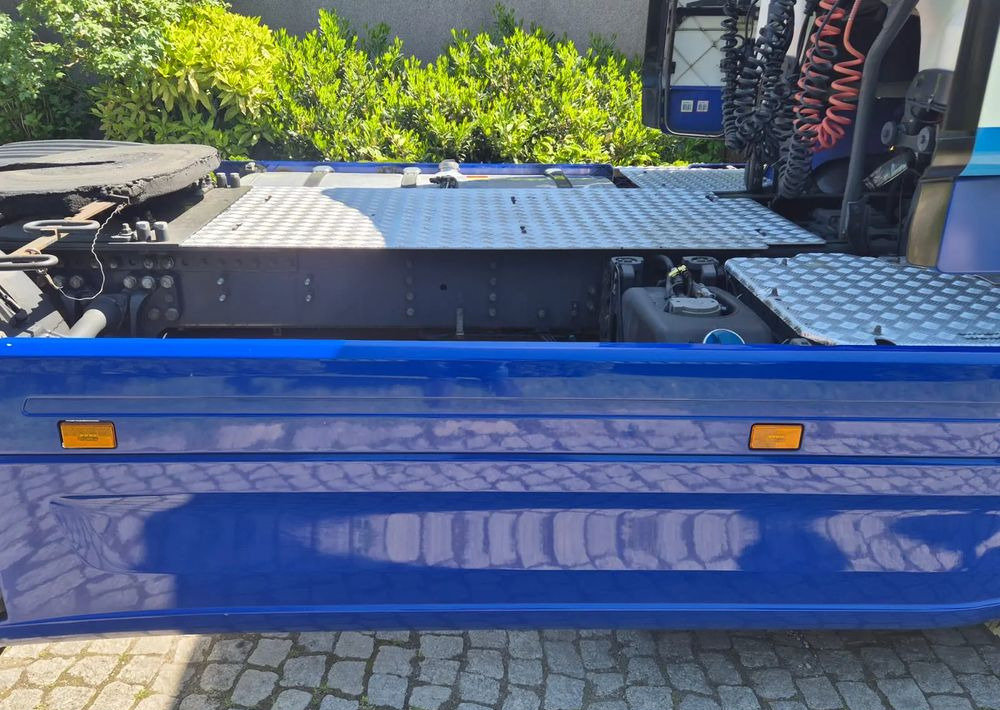 Тягач Scania R410: фото 11