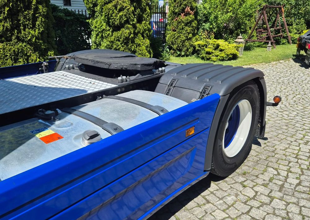 Тягач Scania R410: фото 12