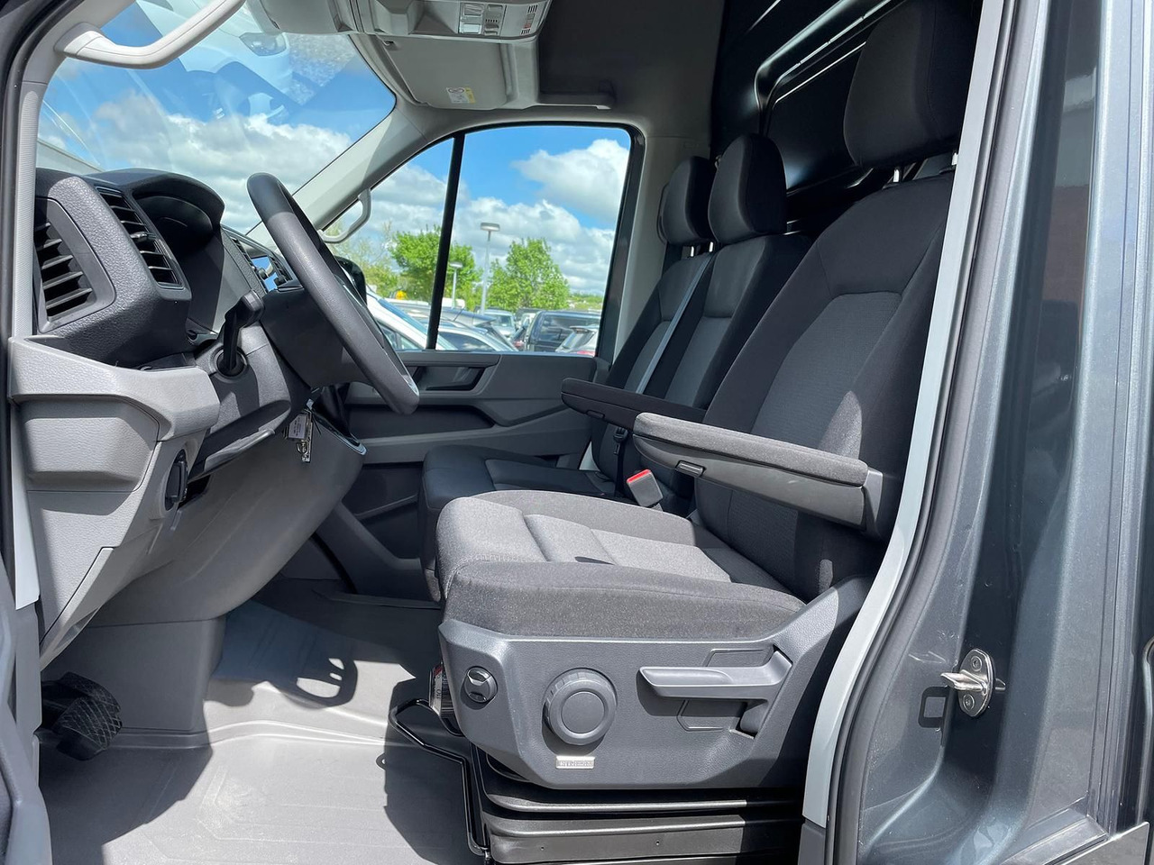 Цельнометаллический фургон MAN TGE 3.160 L3H3 Kasten LED AHK NAVI GRA RWD SITZH: фото 12 Цельнометаллический фургон MAN TGE 3.160 L3H3 Kasten LED AHK NAVI GRA RWD SITZH: фото 12