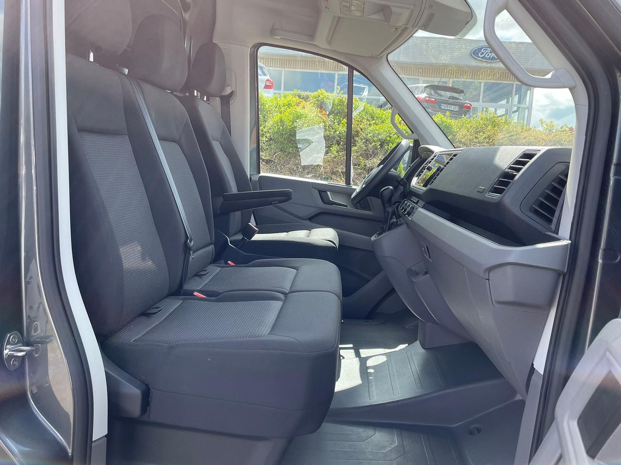 Цельнометаллический фургон MAN TGE 3.160 L3H3 Kasten LED AHK NAVI GRA RWD SITZH: фото 26 Цельнометаллический фургон MAN TGE 3.160 L3H3 Kasten LED AHK NAVI GRA RWD SITZH: фото 26