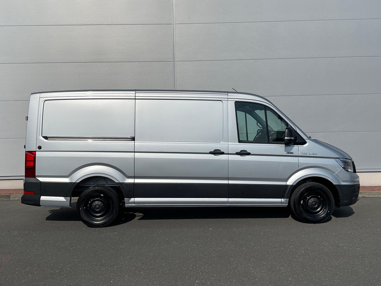 MAN TGE 3.180 L3H2 Kasten 4x4 AUTOM ACC NAV - Цельнометаллический фургон: фото 5 MAN TGE 3.180 L3H2 Kasten 4x4 AUTOM ACC NAV - Цельнометаллический фургон: фото 5