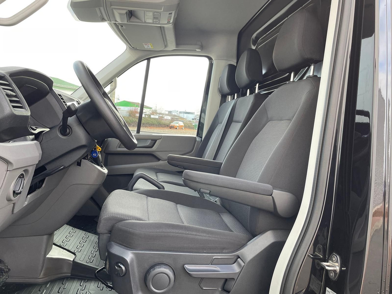 Легковой автомобиль MAN TGE 3.180 L3H2 Kasten 4x4 AUTOM ACC NAV: фото 35