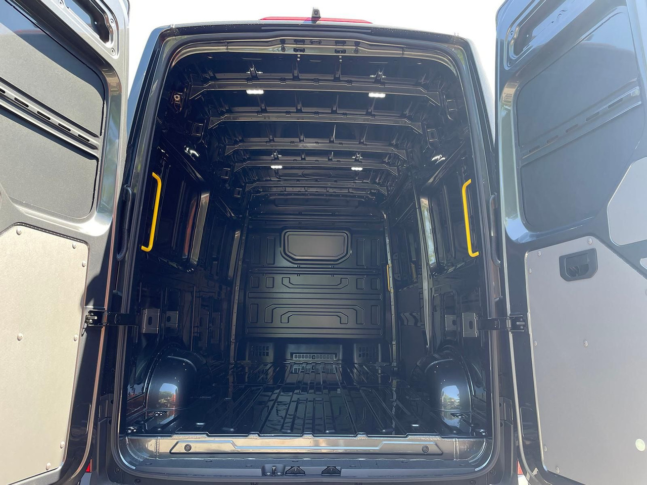 Цельнометаллический фургон MAN TGE 3.180 L3H3 Kasten 4x4 AHK ACC LED NAV SITZHZ: фото 11