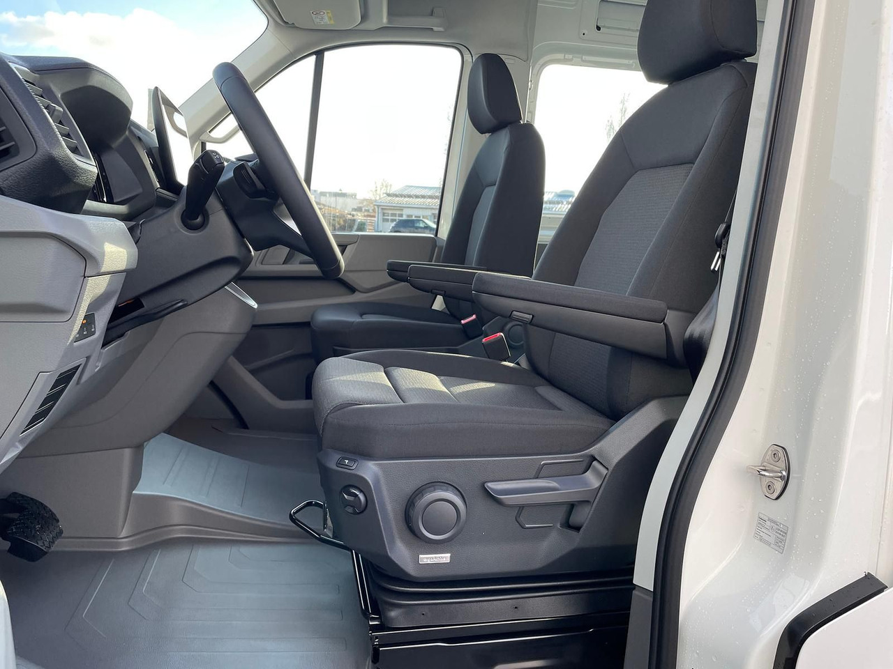 Цельнометаллический фургон MAN TGE 3.180 L4H3 KASTEN ACC STANDHZ NAVI AHK: фото 11 Цельнометаллический фургон MAN TGE 3.180 L4H3 KASTEN ACC STANDHZ NAVI AHK: фото 11