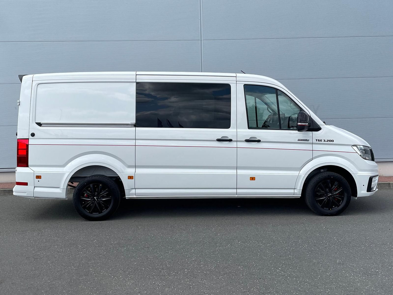 MAN TGE 3.200 L3H2 MIXTO 4x4 Individual S ACC STHZ - Цельнометаллический фургон, Грузопассажирский фургон: фото 5 MAN TGE 3.200 L3H2 MIXTO 4x4 Individual S ACC STHZ - Цельнометаллический фургон, Грузопассажирский фургон: фото 5