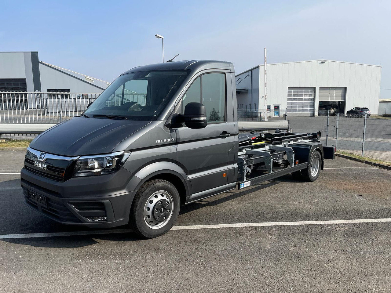 MAN TGE 6.160 Fahrgestell L4 Multilift Abrollkipper - Грузовик-шасси: фото 1 MAN TGE 6.160 Fahrgestell L4 Multilift Abrollkipper - Грузовик-шасси: фото 1