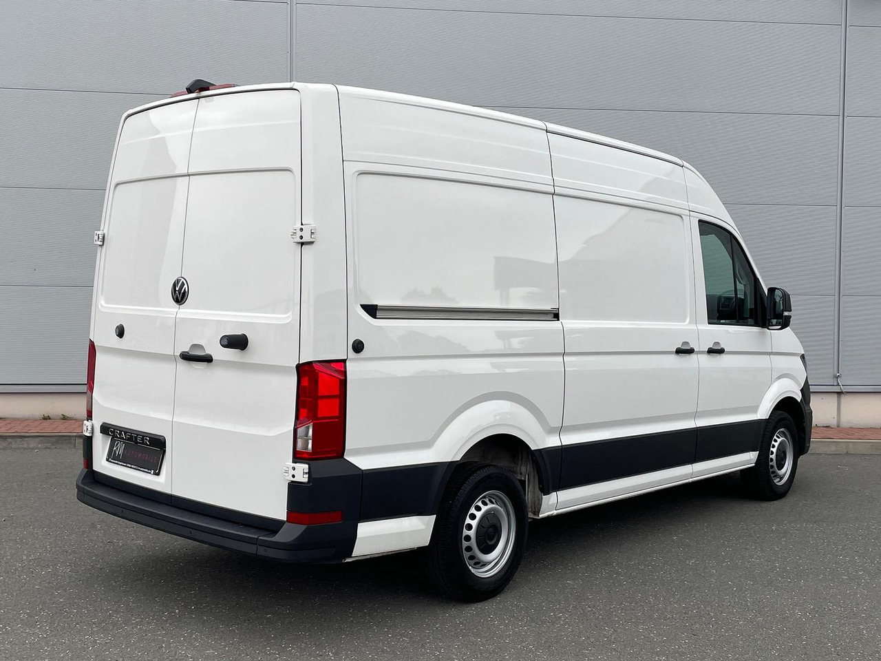Volkswagen Crafter Kasten 35 L3H3 KAMERA SITZHZ DAB - Цельнометаллический фургон: фото 5 Volkswagen Crafter Kasten 35 L3H3 KAMERA SITZHZ DAB - Цельнометаллический фургон: фото 5