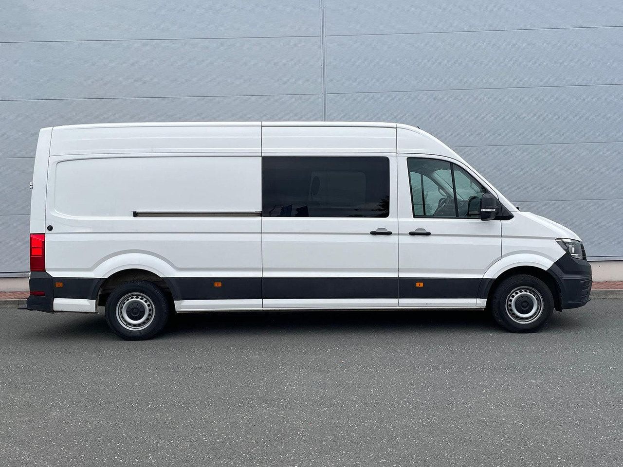 Volkswagen Crafter Kasten 35 L4H3 AHK KLIMA DAB PDC KAMERA - Пассажирский фургон: фото 5 Volkswagen Crafter Kasten 35 L4H3 AHK KLIMA DAB PDC KAMERA - Пассажирский фургон: фото 5