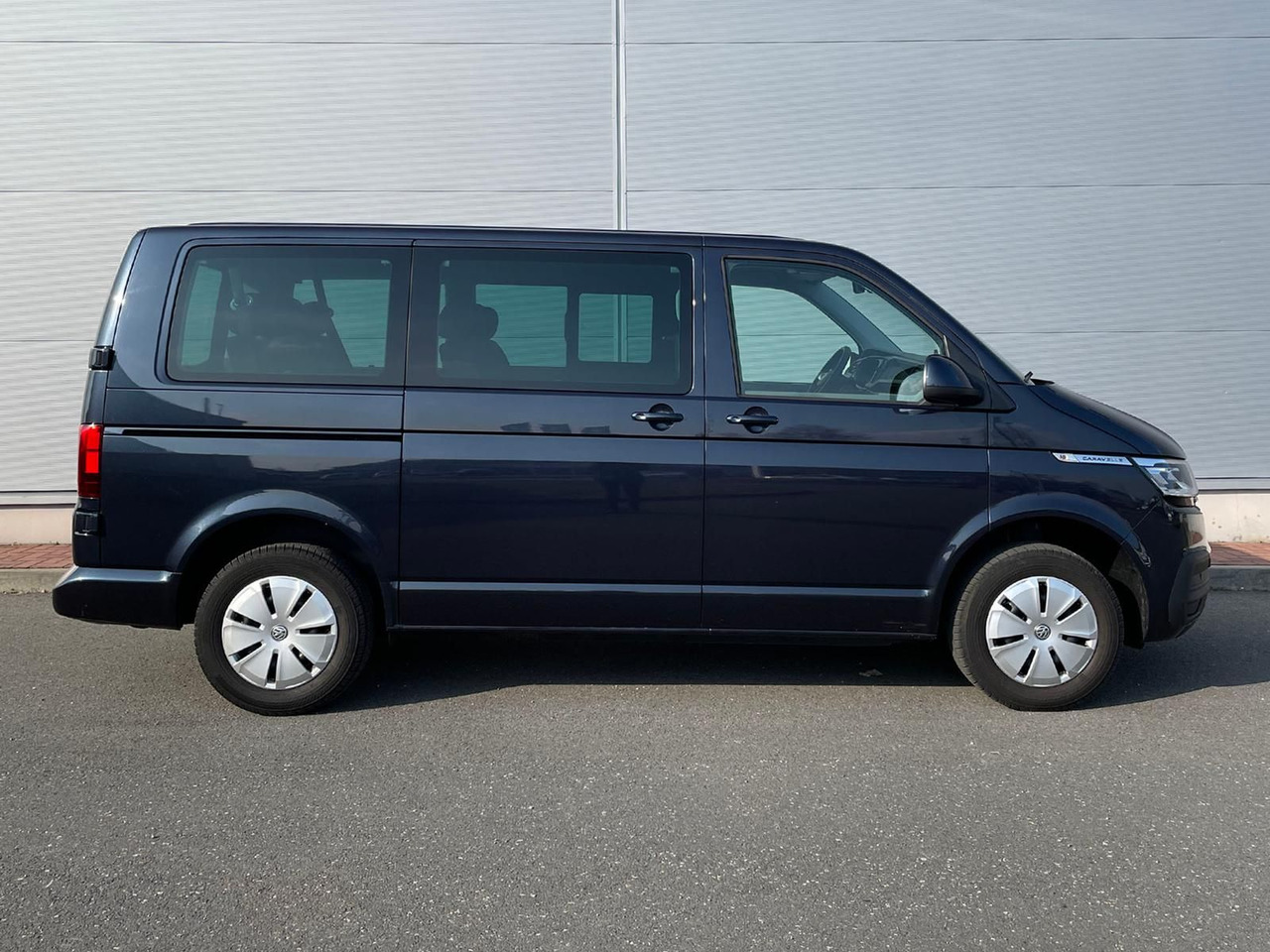 Volkswagen T6.1 Caravelle Comfortline NAV LED TEMP DAB PDC - Пассажирский фургон: фото 5 Volkswagen T6.1 Caravelle Comfortline NAV LED TEMP DAB PDC - Пассажирский фургон: фото 5