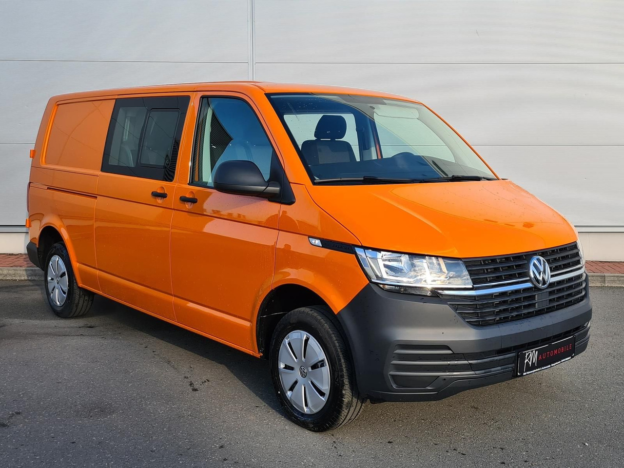 Volkswagen T6.1 Transporter MIXTO lang LED PDC KLIMA SITZH - Цельнометаллический фургон, Грузопассажирский фургон: фото 2 Volkswagen T6.1 Transporter MIXTO lang LED PDC KLIMA SITZH - Цельнометаллический фургон, Грузопассажирский фургон: фото 2