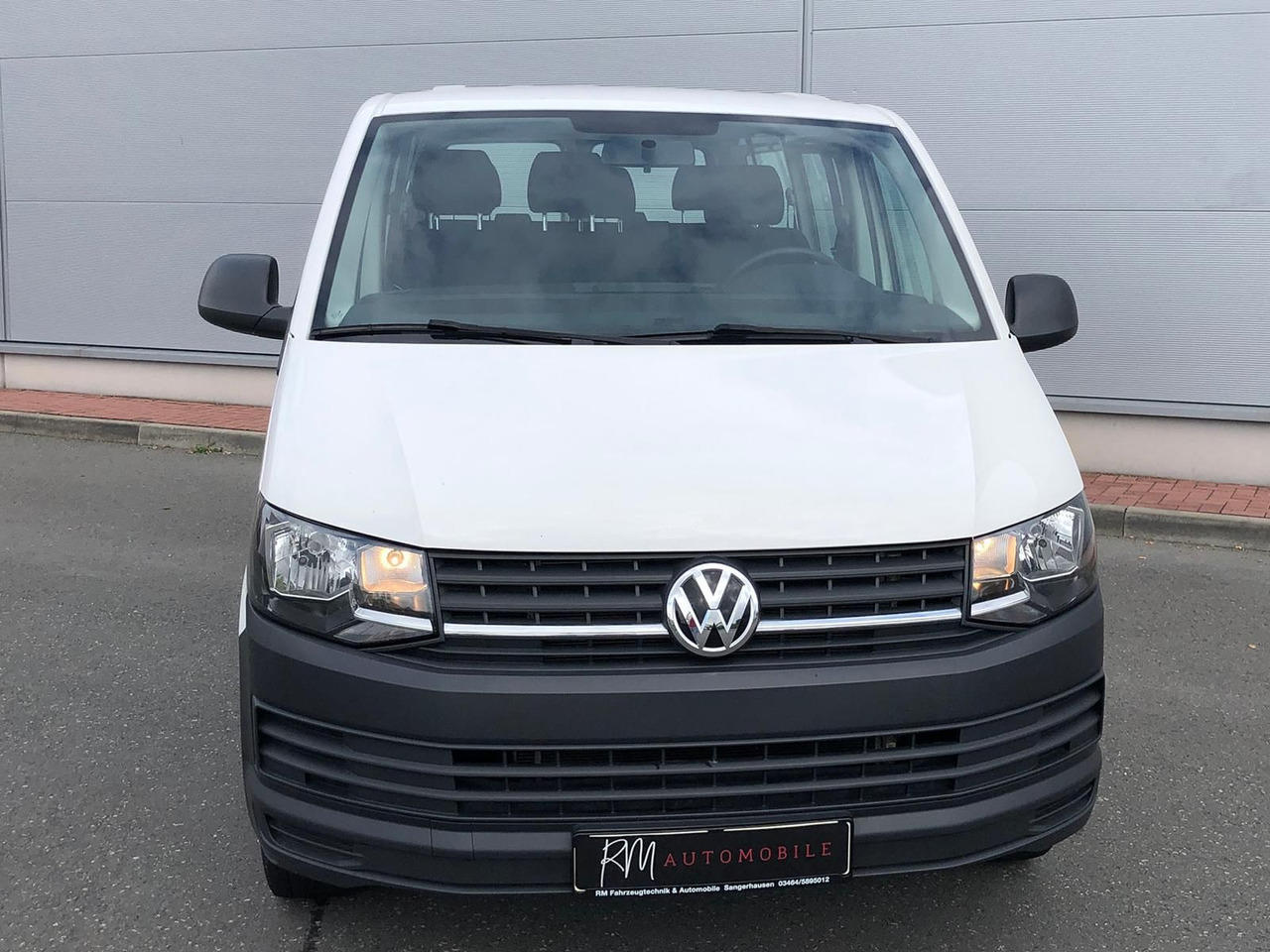 Volkswagen T6 Transporter 2.0 TDI Kombi lang 9-SITZE TEMP - Легковой автомобиль: фото 3 Volkswagen T6 Transporter 2.0 TDI Kombi lang 9-SITZE TEMP - Легковой автомобиль: фото 3
