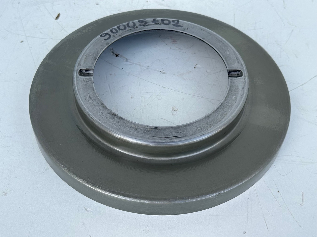 Liebherr Abdeckblech ID-Nr.90005702. SAT325/274 - SAT325/294. R936, R940, R946, R950, RZG390. #90005702.FR.40254# - Поворотный редуктор для Гусеничных экскаваторов: фото 1 Liebherr Abdeckblech ID-Nr.90005702. SAT325/274 - SAT325/294. R936, R940, R946, R950, RZG390. #90005702.FR.40254# - Поворотный редуктор для Гусеничных экскаваторов: фото 1