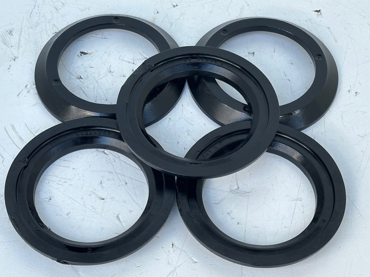 Liebherr Distanzscheibe ID-Nr.90205841. FAT350P126 - FAT350P138. R920 - R922 - R924 - R925 - R926 - R930 T. #90205841.11.11# - Коробка передач для Строительной техники: фото 1 Liebherr Distanzscheibe ID-Nr.90205841. FAT350P126 - FAT350P138. R920 - R922 - R924 - R925 - R926 - R930 T. #90205841.11.11# - Коробка передач для Строительной техники: фото 1