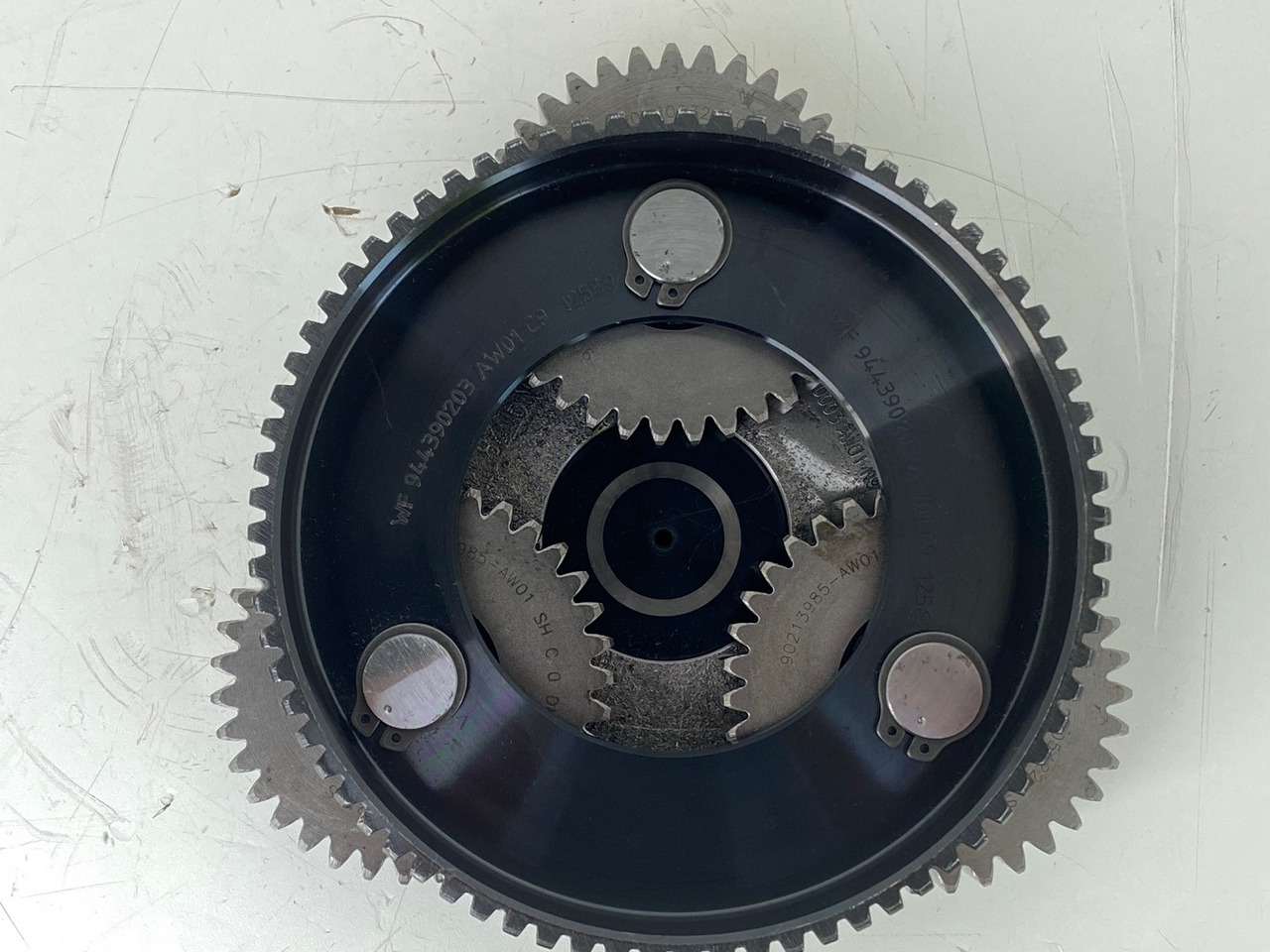 Liebherr Lamellenträger ID-Nr.944390203 - Planetenräder ID-Nr.90213984 - Planetenträger ID-Nr.944390003. SAT250/278 - SAT250/287 - SAT250A300. #PLA1550# - Поворотный редуктор для Гусеничных экскаваторов: фото 3 Liebherr Lamellenträger ID-Nr.944390203 - Planetenräder ID-Nr.90213984 - Planetenträger ID-Nr.944390003. SAT250/278 - SAT250/287 - SAT250A300. #PLA1550# - Поворотный редуктор для Гусеничных экскаваторов: фото 3