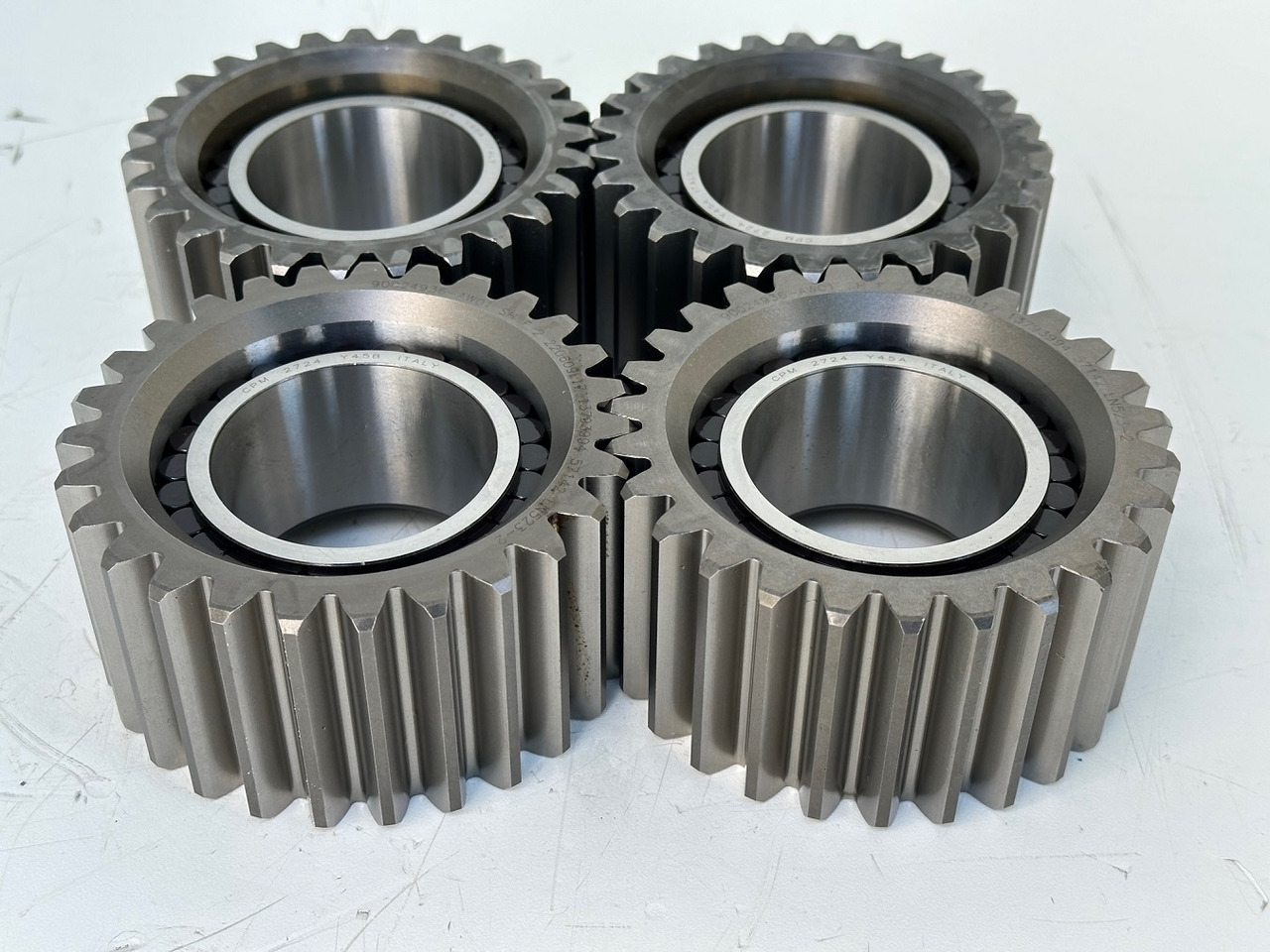 Liebherr Planetenrad ID-Nr.90024935. FAT400P112 - FAT400P130 - FAT400P139. R926, R928, R930, R934, R936, R938. #90024935.28.06# - Бортовой редуктор для Строительной техники: фото 2 Liebherr Planetenrad ID-Nr.90024935. FAT400P112 - FAT400P130 - FAT400P139. R926, R928, R930, R934, R936, R938. #90024935.28.06# - Бортовой редуктор для Строительной техники: фото 2