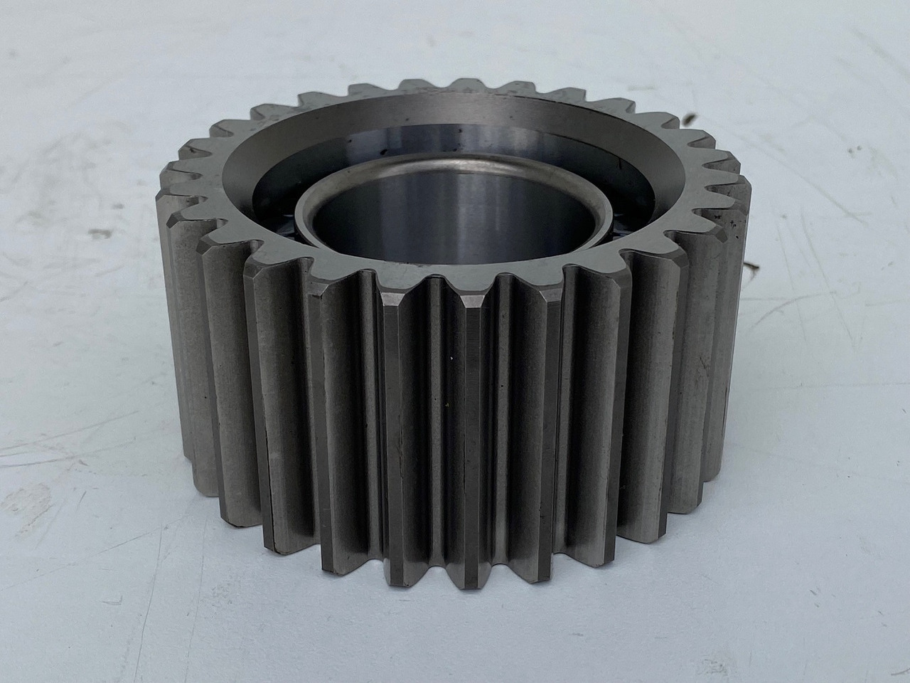 Liebherr Planetenrad ID-Nr.90205840. FAT350P126 - FAT350P138. R920 - R922 - R924 - R925 - R926 - R930 T. #PL25.02.1# - Бортовой редуктор для Строительной техники: фото 1 Liebherr Planetenrad ID-Nr.90205840. FAT350P126 - FAT350P138. R920 - R922 - R924 - R925 - R926 - R930 T. #PL25.02.1# - Бортовой редуктор для Строительной техники: фото 1