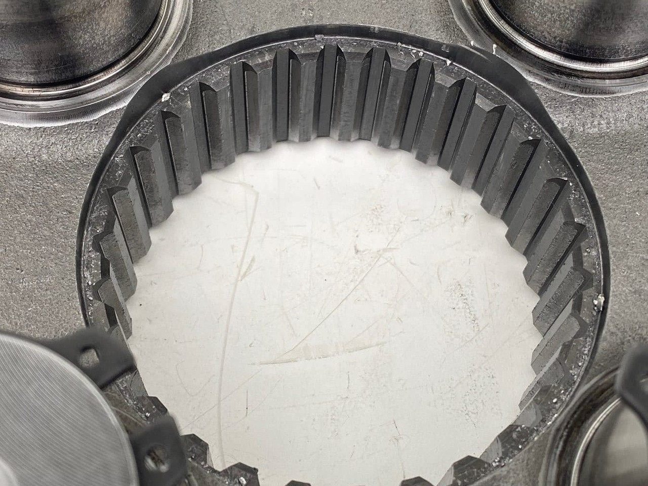 Liebherr Planetenträger ID-Nr.944306303 - ID-Nr.9443063. A924, A934, LH30, LH35. #PLANT1868# - Поворотный редуктор для Строительной техники: фото 5 Liebherr Planetenträger ID-Nr.944306303 - ID-Nr.9443063. A924, A934, LH30, LH35. #PLANT1868# - Поворотный редуктор для Строительной техники: фото 5