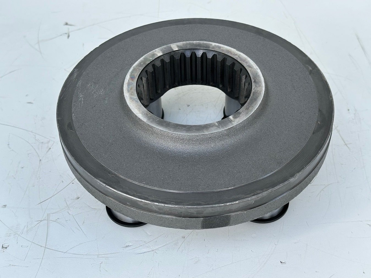 Liebherr Planetenträger ID-Nr.944306303 - ID-Nr.9443063. A924, A934, LH30, LH35, R906, R916, R922, R924, R926, R932, R934, R944. #PLANT2366-0250# - Поворотный редуктор для Строительной техники: фото 4 Liebherr Planetenträger ID-Nr.944306303 - ID-Nr.9443063. A924, A934, LH30, LH35, R906, R916, R922, R924, R926, R932, R934, R944. #PLANT2366-0250# - Поворотный редуктор для Строительной техники: фото 4