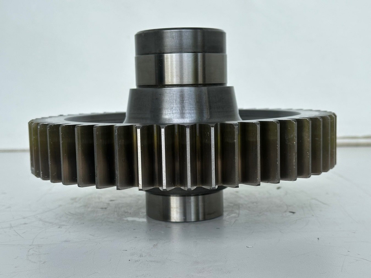 Liebherr Stirnrad ID-Nr.10135600. Pumpenverteilergetriebe Typ:PVG450 C 468. PR776-1296. #10135600.02# - Трансмиссия для Строительной техники: фото 2 Liebherr Stirnrad ID-Nr.10135600. Pumpenverteilergetriebe Typ:PVG450 C 468. PR776-1296. #10135600.02# - Трансмиссия для Строительной техники: фото 2