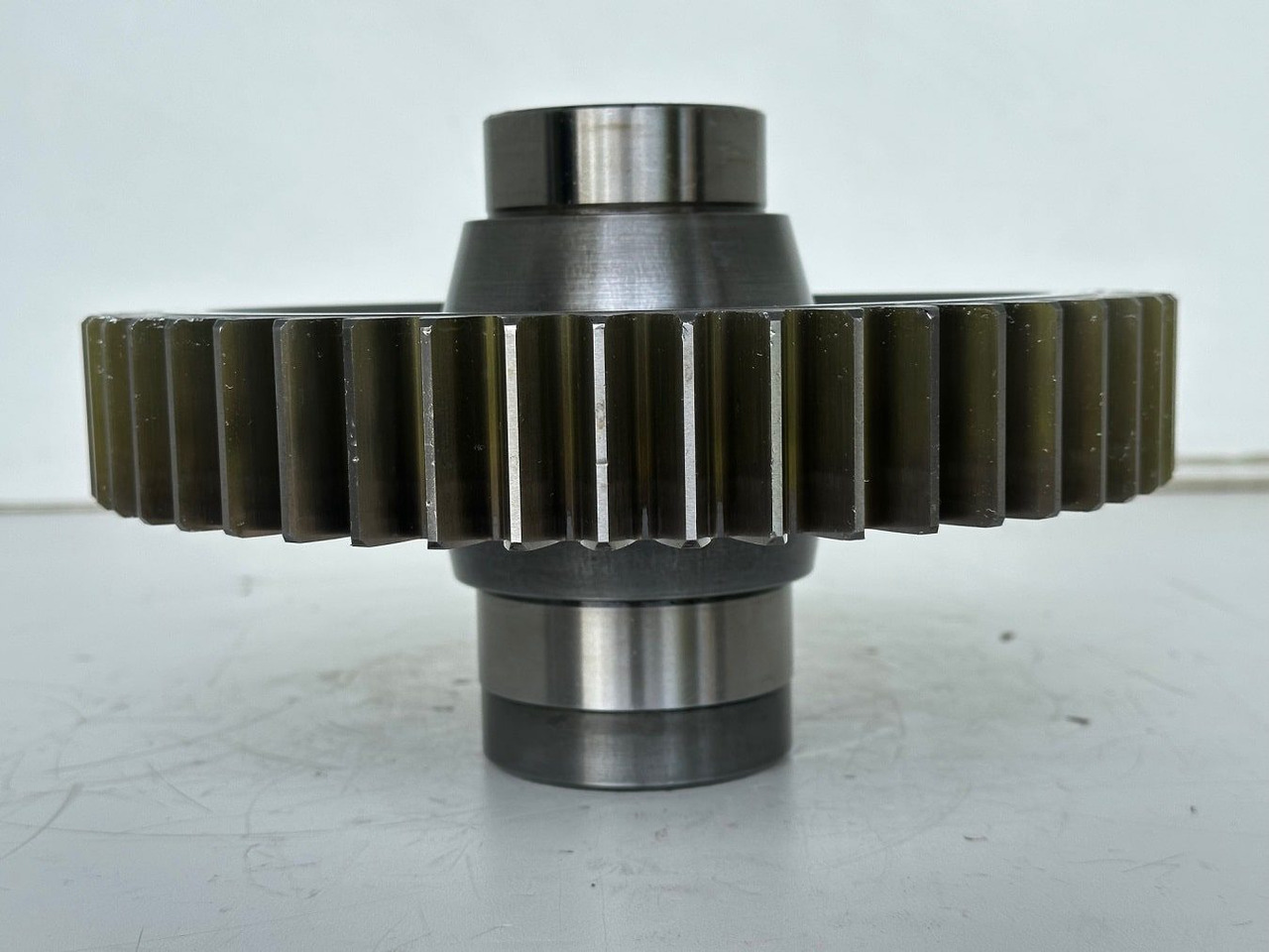 Liebherr Stirnrad ID-Nr.10135600. Pumpenverteilergetriebe Typ:PVG450 C 468. PR776-1296. #10135600.02# - Трансмиссия для Строительной техники: фото 5 Liebherr Stirnrad ID-Nr.10135600. Pumpenverteilergetriebe Typ:PVG450 C 468. PR776-1296. #10135600.02# - Трансмиссия для Строительной техники: фото 5