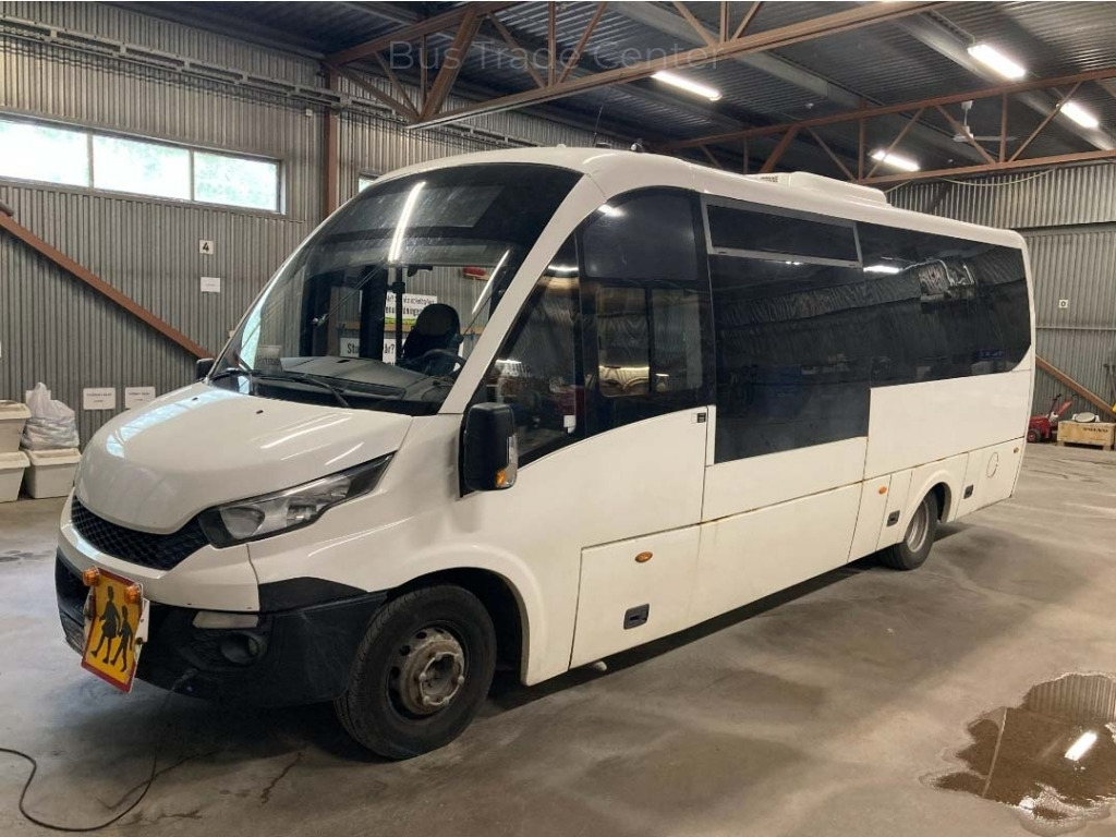 IVECO Rosero FIRST - Микроавтобус, Пассажирский фургон: фото 2 IVECO Rosero FIRST - Микроавтобус, Пассажирский фургон: фото 2