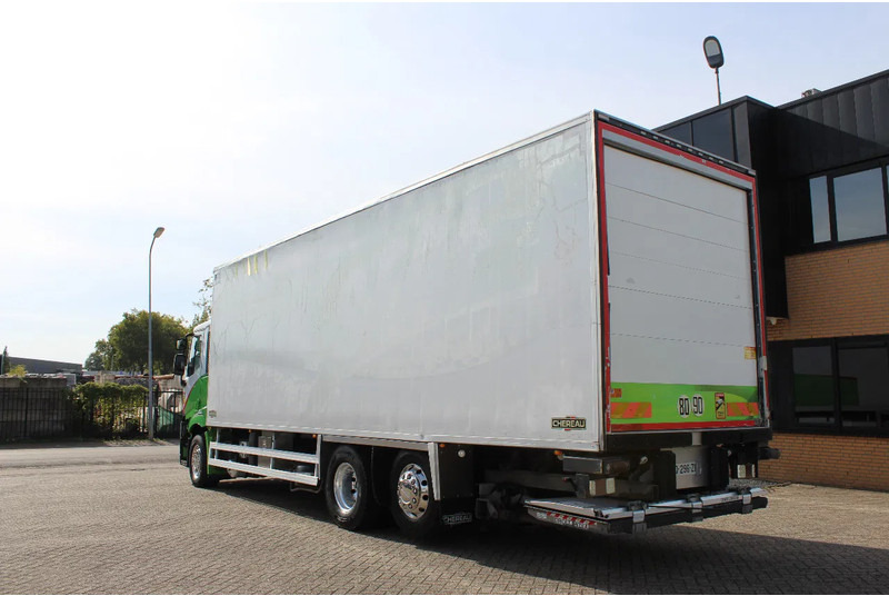 Renault T430 * RETARDER * EURO6 * CHEREAU * THERMO KING T-1200R * 6X2 * - Рефрижератор: фото 2 Renault T430 * RETARDER * EURO6 * CHEREAU * THERMO KING T-1200R * 6X2 * - Рефрижератор: фото 2