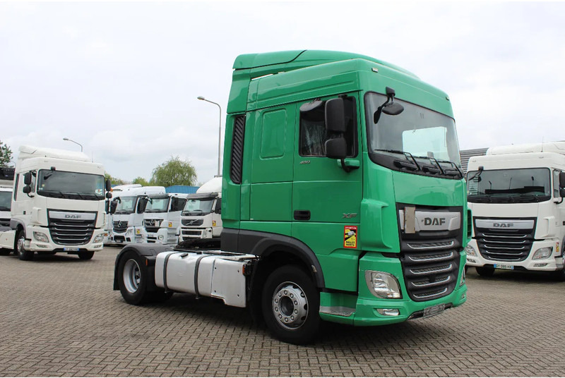 DAF XF 106.480 * EURO6 * 2 TANK * - Тягач: фото 4 DAF XF 106.480 * EURO6 * 2 TANK * - Тягач: фото 4