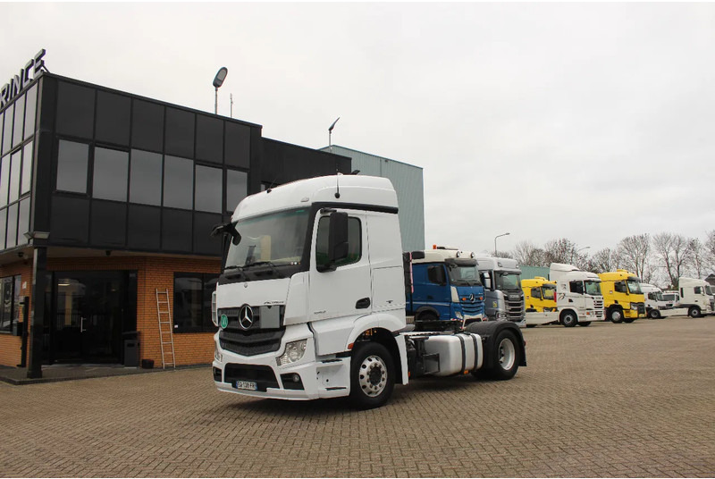 Mercedes-Benz Actros 1843 * EURO6 * 4X2 * - Тягач: фото 1 Mercedes-Benz Actros 1843 * EURO6 * 4X2 * - Тягач: фото 1