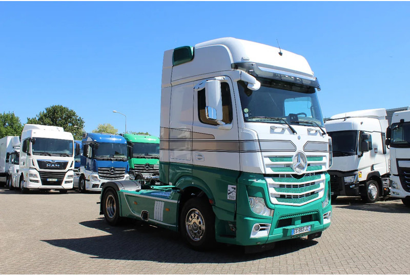 Mercedes-Benz Actros 1845 * EURO6 * 4X2 * 2 TANK * CHASSIS NOT 2018 * - Тягач: фото 5 Mercedes-Benz Actros 1845 * EURO6 * 4X2 * 2 TANK * CHASSIS NOT 2018 * - Тягач: фото 5