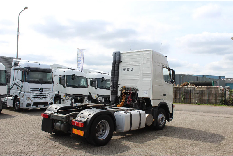 Volvo FH 12.420 * MANUAL * 4X2 * - Тягач: фото 4 Volvo FH 12.420 * MANUAL * 4X2 * - Тягач: фото 4