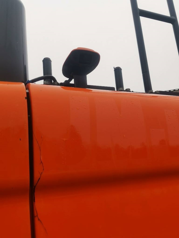 Гусеничный экскаватор Doosan DX 300 LC-5: фото 9 Гусеничный экскаватор Doosan DX 300 LC-5: фото 9