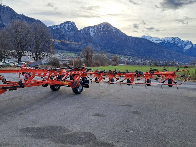 Kuhn Giroheuer GF 13003 T - Сеноворошилка: фото 5 Kuhn Giroheuer GF 13003 T - Сеноворошилка: фото 5