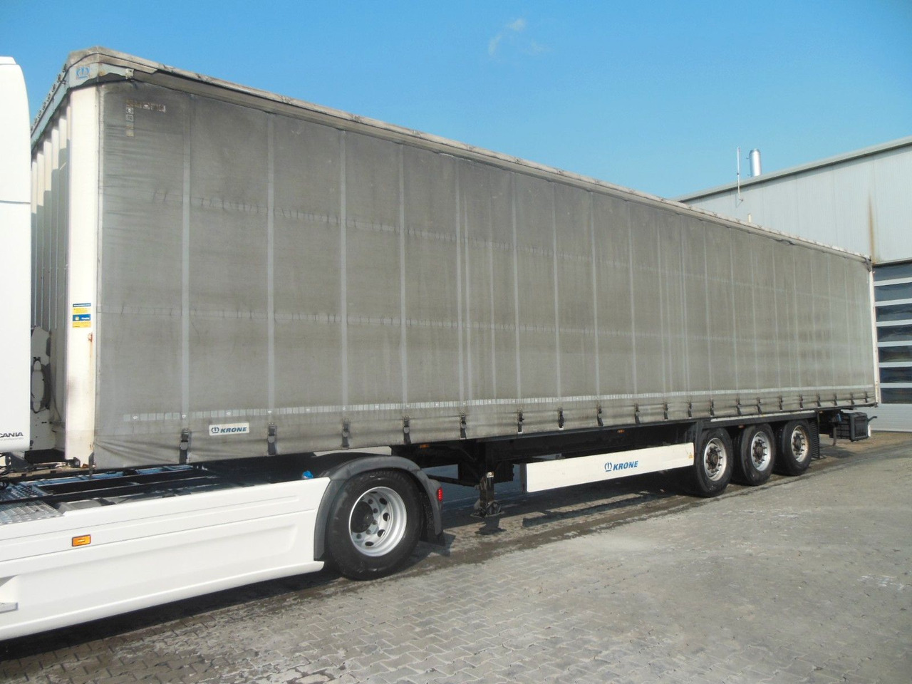 Krone SD, BPW, HUBDACH, LIFT ACHSE, 3 STÜCKS AM LAGER - Тентованный полуприцеп: фото 3 Krone SD, BPW, HUBDACH, LIFT ACHSE, 3 STÜCKS AM LAGER - Тентованный полуприцеп: фото 3